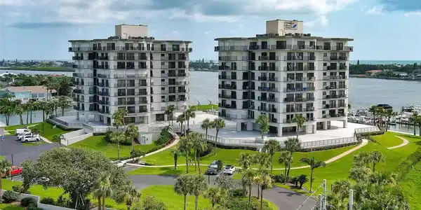 501 N CAUSEWAY