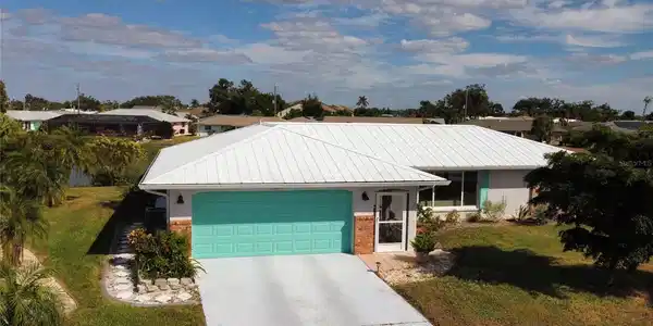 1339 CAMBRIDGE DRIVE