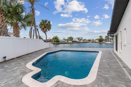 1514 SEA GULL DRIVE S