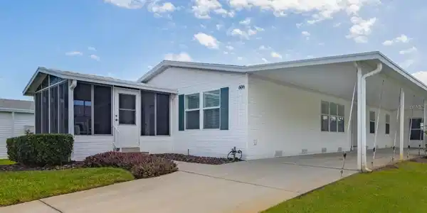 606 MOORING LANE