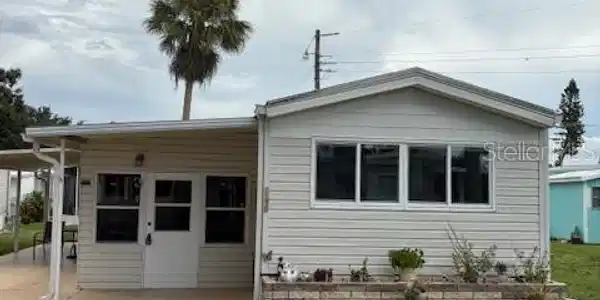 3326 BONNIE DRIVE