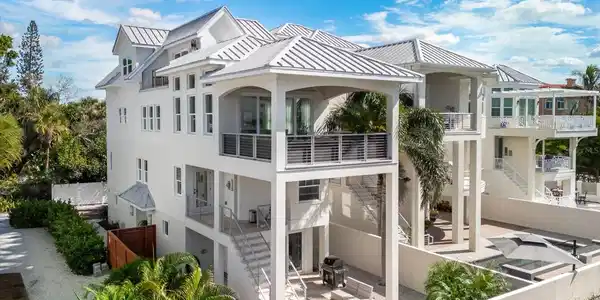 116 GARDEN LANE