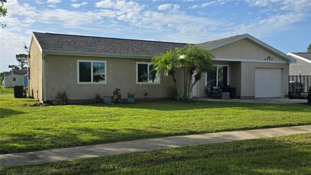 2552 ROXBURY CIRCLE