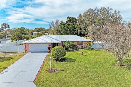 327 SALLY LEE DRIVE