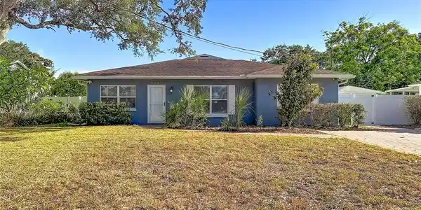 4431 W BAY VILLA AVENUE