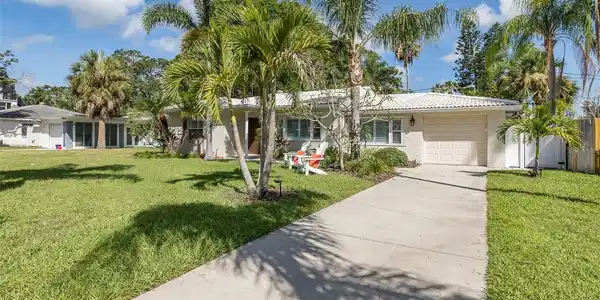 1830 SANTA BARBARA DRIVE