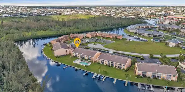 1352 ROCK DOVE COURT