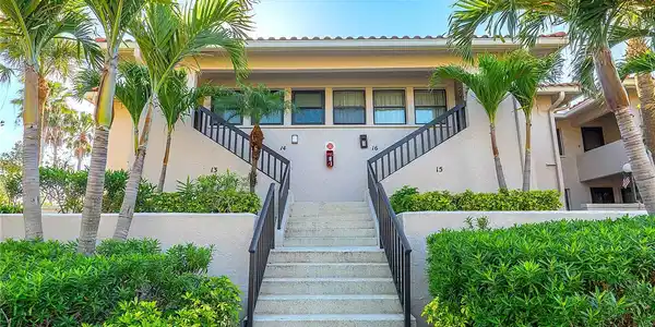 1801 MARINER DRIVE