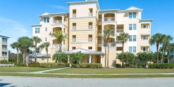 8561 AMBERJACK CIRCLE