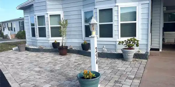 254 SEABREEZE DRIVE