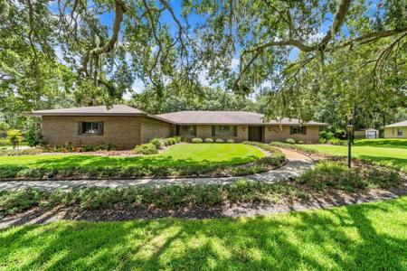 4240 N TROPICAL TRAIL
