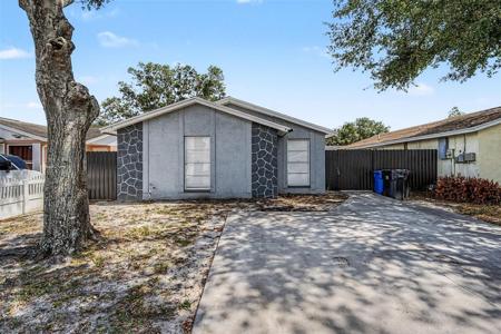 9212 SPY GLASS COURT