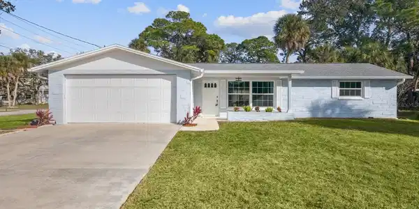 5025 MILLER BAYOU DRIVE