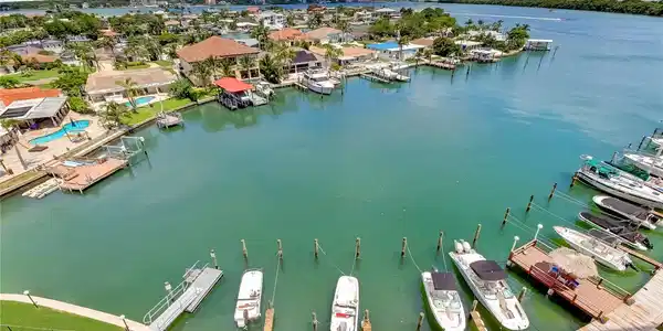 51 ISLAND WAY