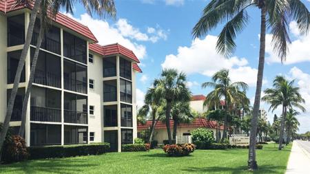 925 BEACH