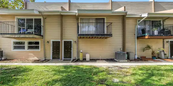 5403 SWEETWATER TERRACE CIRCLE