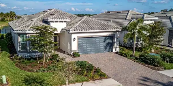 25504 EMERALD BEND CIRCLE