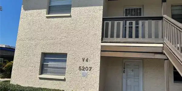 5207 TURQUOISE