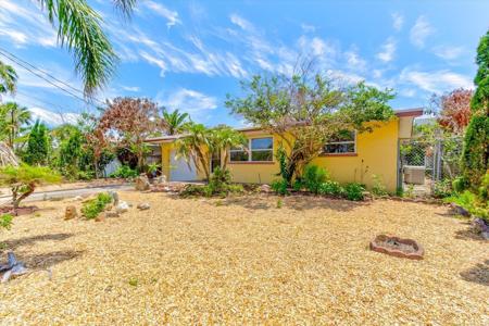 3841 CARDINAL BOULEVARD