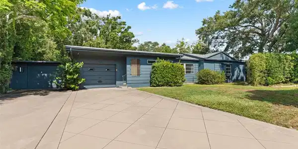 200 66TH STREET N