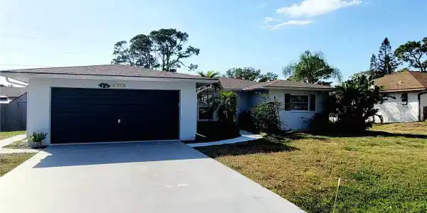 1068 HUDSON ROAD