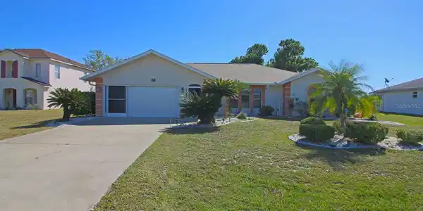 32 BARILOCHE DRIVE