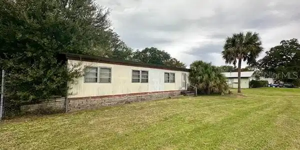 10401 GLORIA ST
