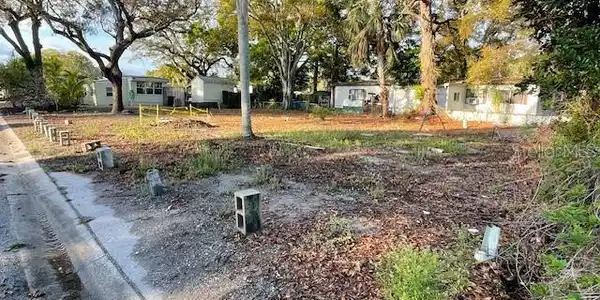 5062 80TH LANE N