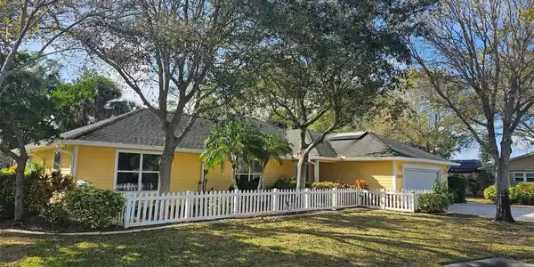 1200 FAIRVILLA DRIVE