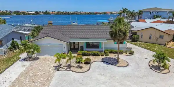 6322 COCOA LANE