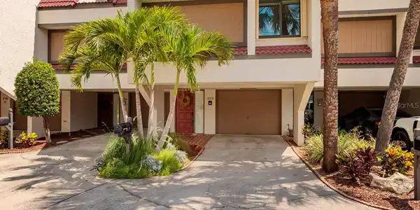 222 SKIFF POINT