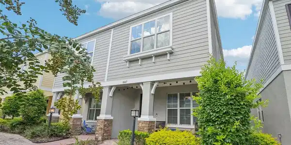 847 AURORA WAY