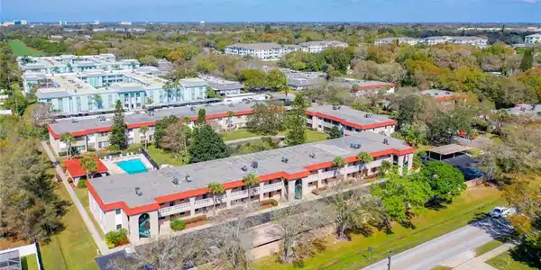 1750 BELLEAIR FOREST