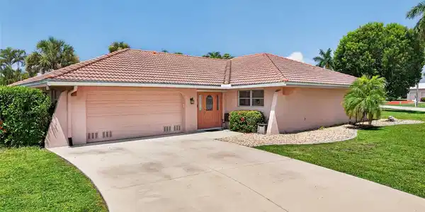 401 NORMA COURT