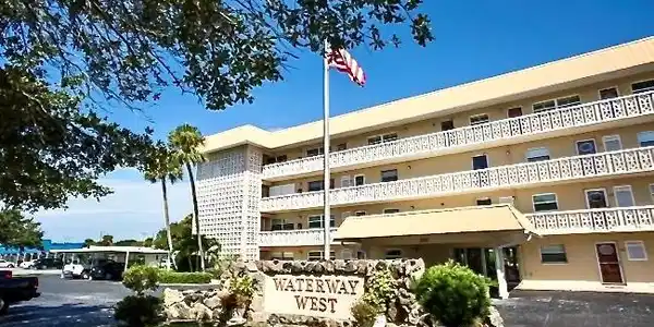 315 CAUSEWAY