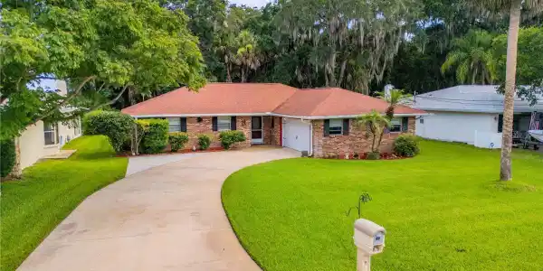 725 GREEN ROAD