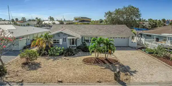 6321 BALBOA LANE