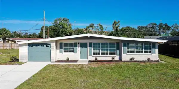 223 GLEN OAK ROAD