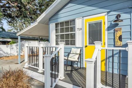 719 35TH STREET W