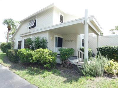 7917 PINEGROVE COURT