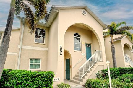 4205 CASTLEBRIDGE LANE