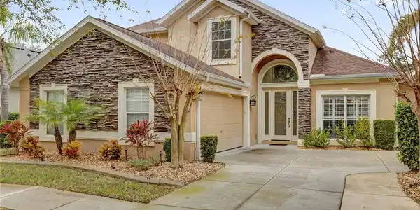 89 SOUTHLAKE DRIVE