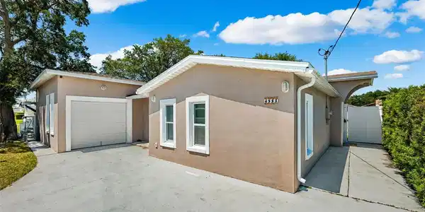 4321 FLORAMAR TERRACE