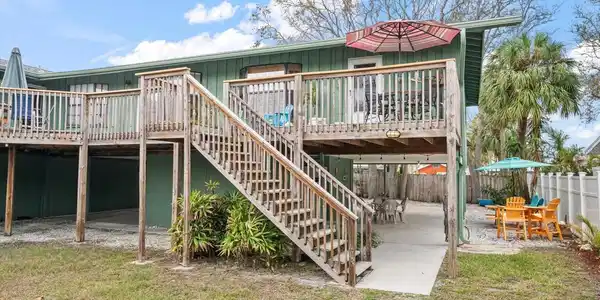 800 E GULF BOULEVARD