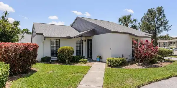 322 WINDRUSH LOOP