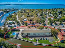 2124 TAMIAMI