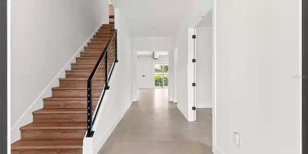 Image 4 Image 4