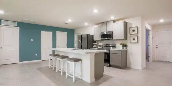 Image 4 Image 4