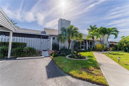6250 TIMBERWOOD CIRCLE