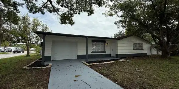 3019 LLOYD DRIVE